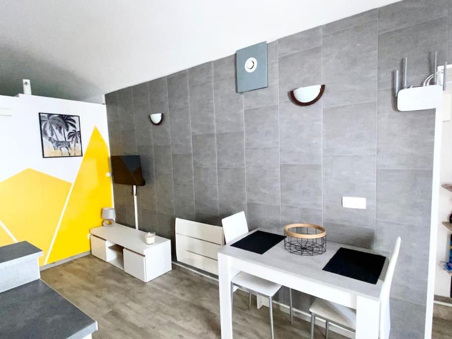 Location T1 Bis Apartment Le Pouzin Exterior foto